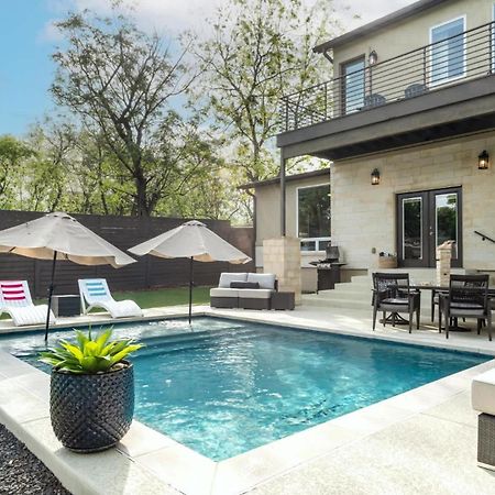 Newly Built Poolside Home W Balcony Bbq Austin Extérieur photo